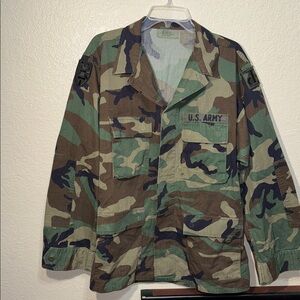 Vintage U.S. Army Camo Jacket Unisex Size Large